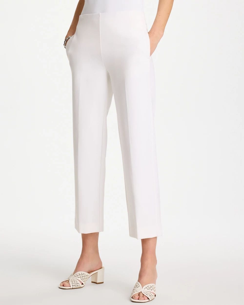 Juliet Lightweight Straight Crop Pants | Chico's